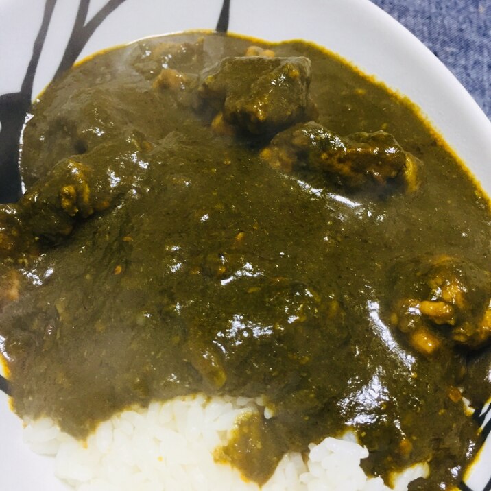 サグチキンカレー(ほうれん草チキンカレー)